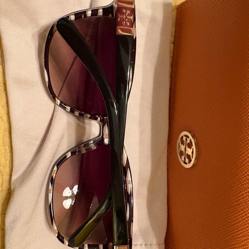Tory Burch Black Sunglasses